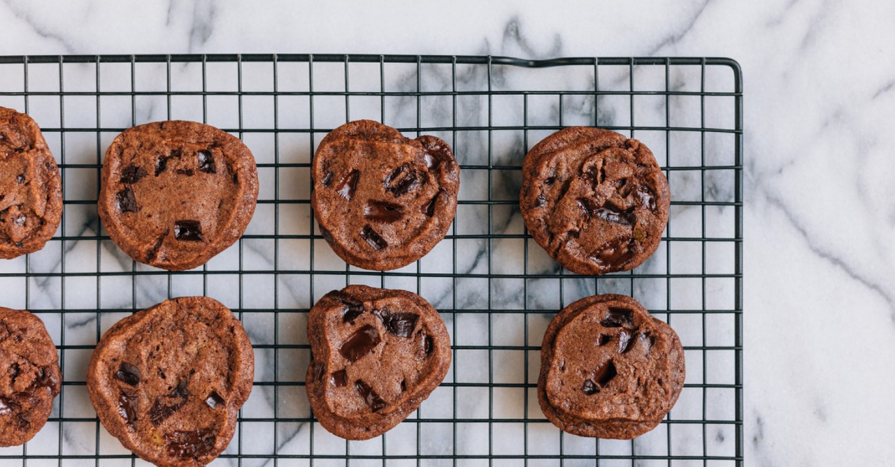 baking cookies