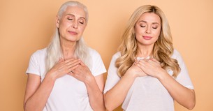 5 Ways Older Believers Can Mentor the Next Generation in a Loud World