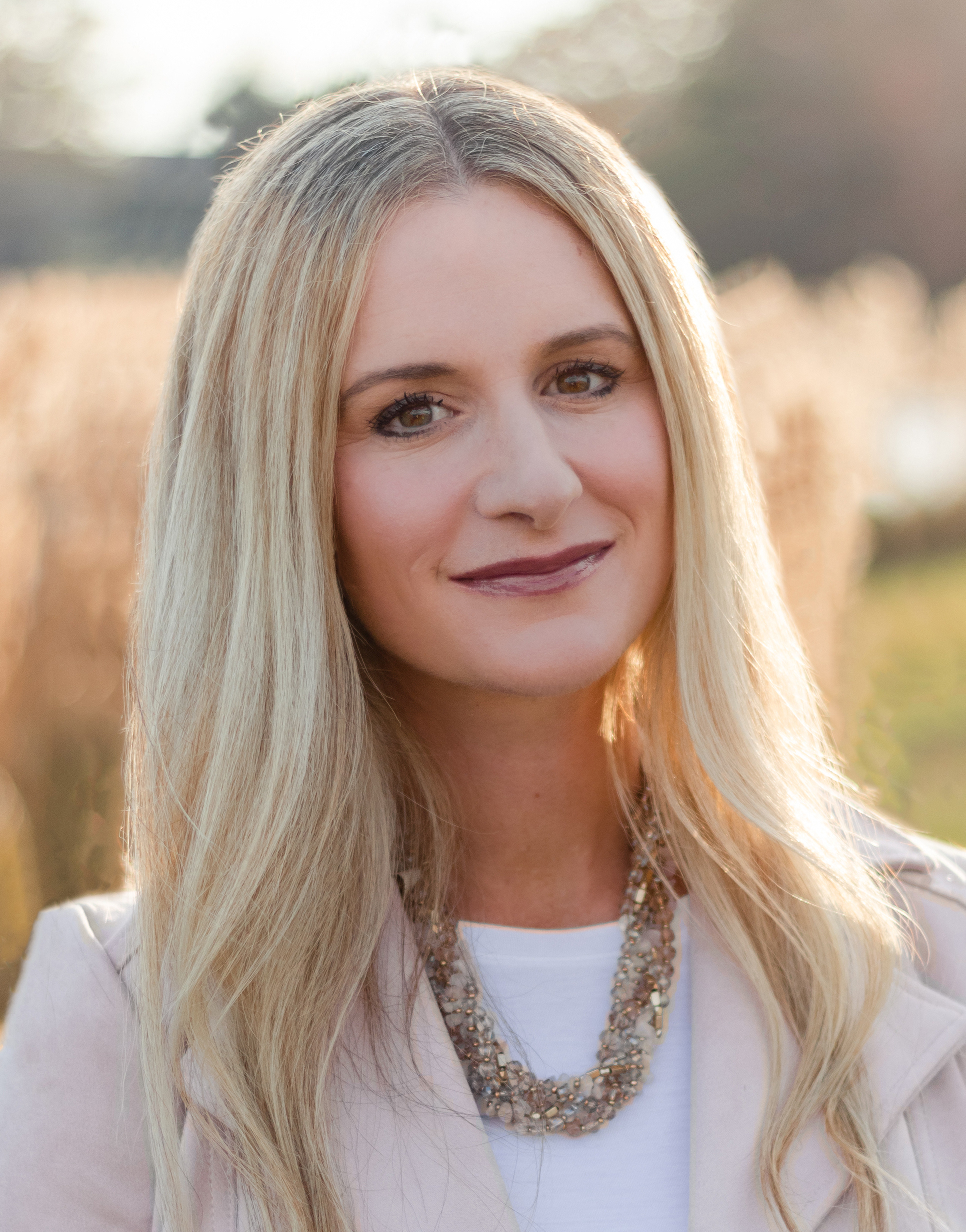 headshot of Kelly Balarie